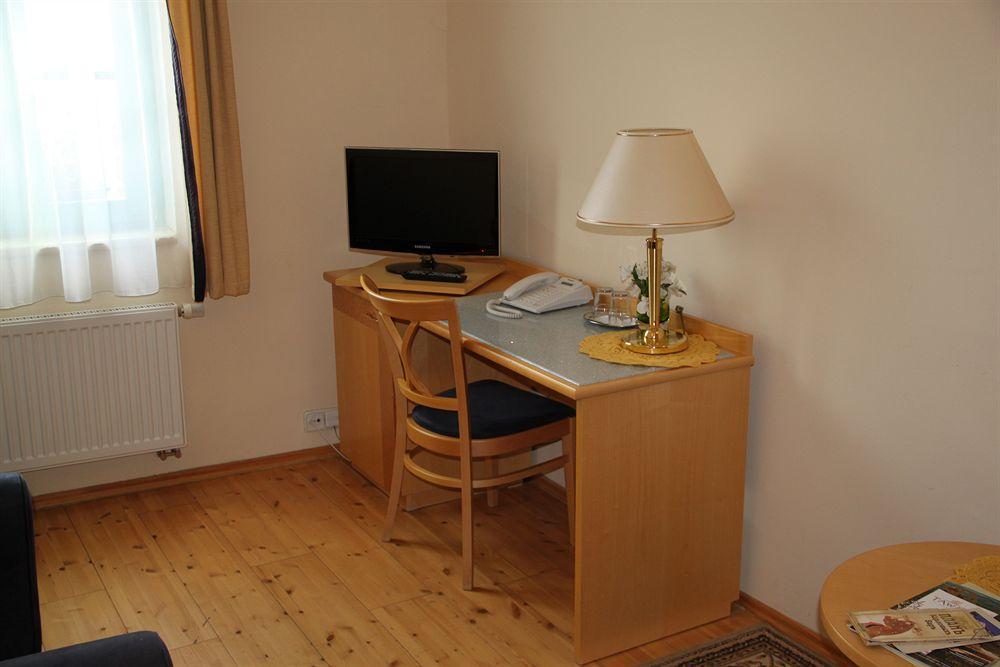 Hotel Maltezsky Kriz Karlovy Vary Dış mekan fotoğraf