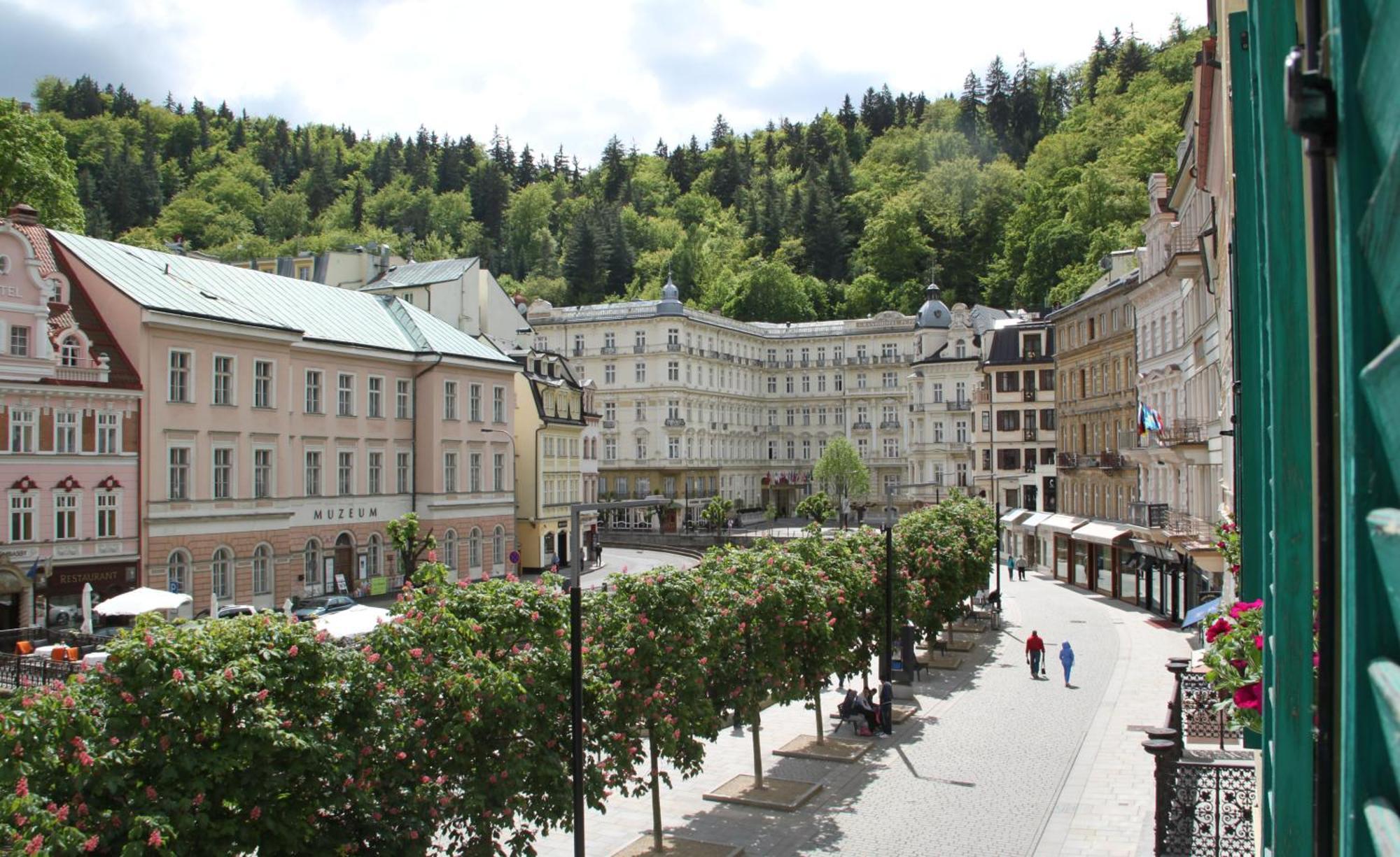 Hotel Maltezsky Kriz Karlovy Vary Dış mekan fotoğraf