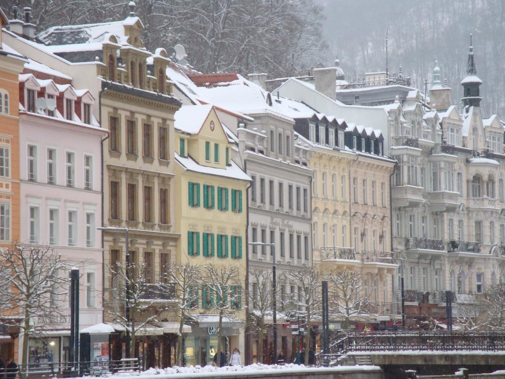 Hotel Maltezsky Kriz Karlovy Vary Dış mekan fotoğraf