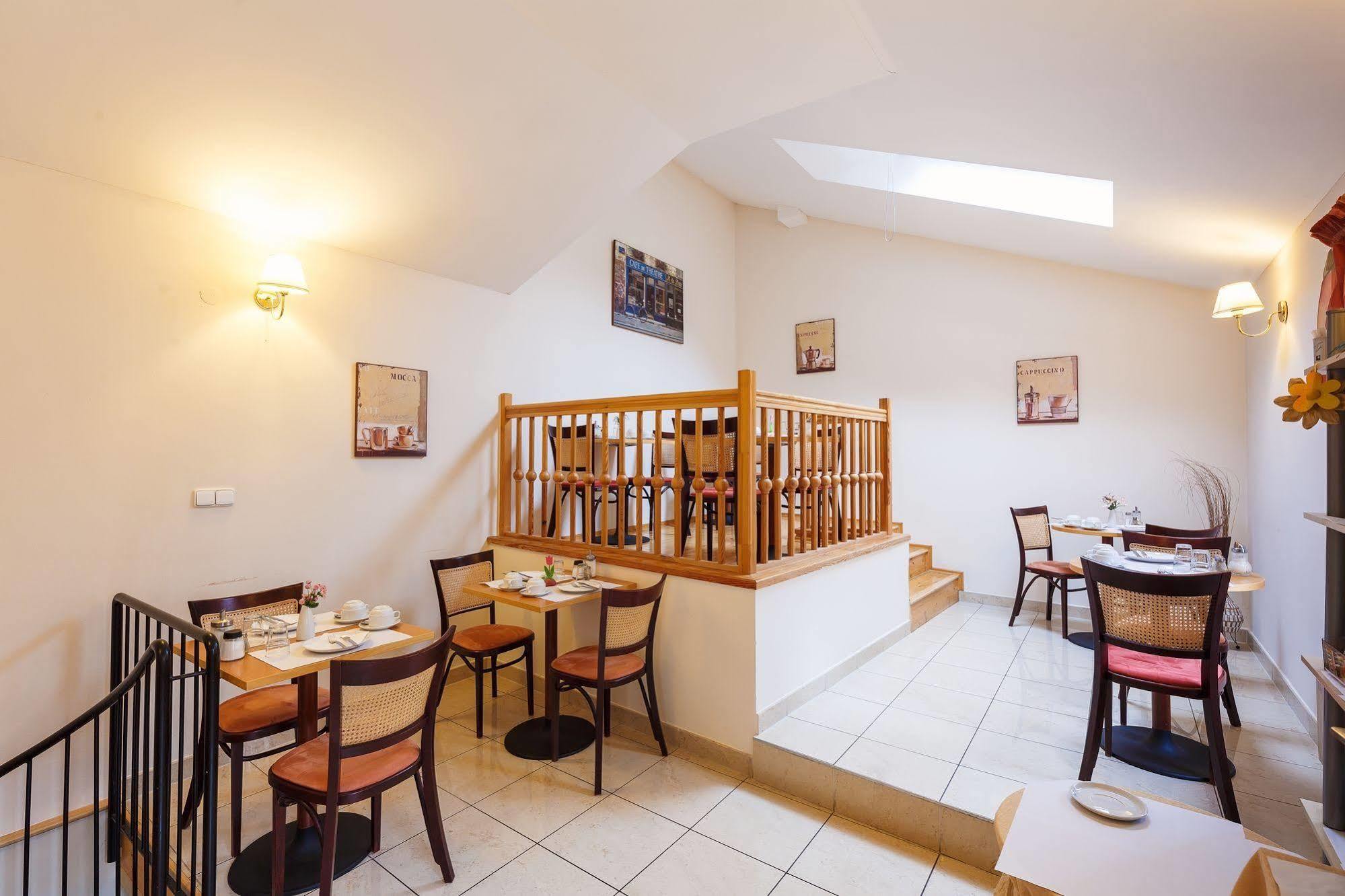 Hotel Maltezsky Kriz Karlovy Vary Dış mekan fotoğraf